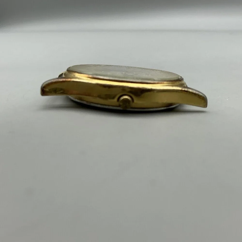 Pulsar Mens Watch 32mm Cream Dial Gold Tone Day Date V336-7000 For Parts